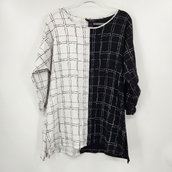 Ali Miles Tops - Ali Miles 3/4 Tunic Top Womens Size Large Printed Black White Ruched Sleeve